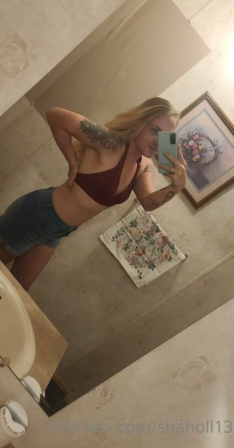 shaholl13 erotic pornstar img