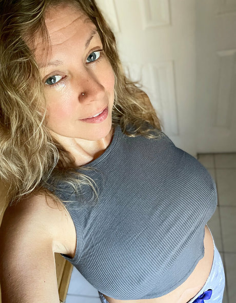 ellelyon exclusive actress img