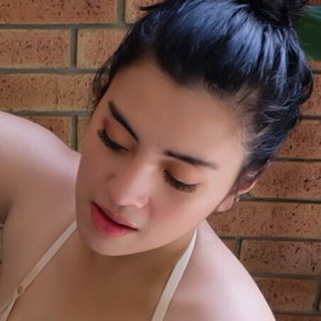 Aungsmalynx pornographic actress img