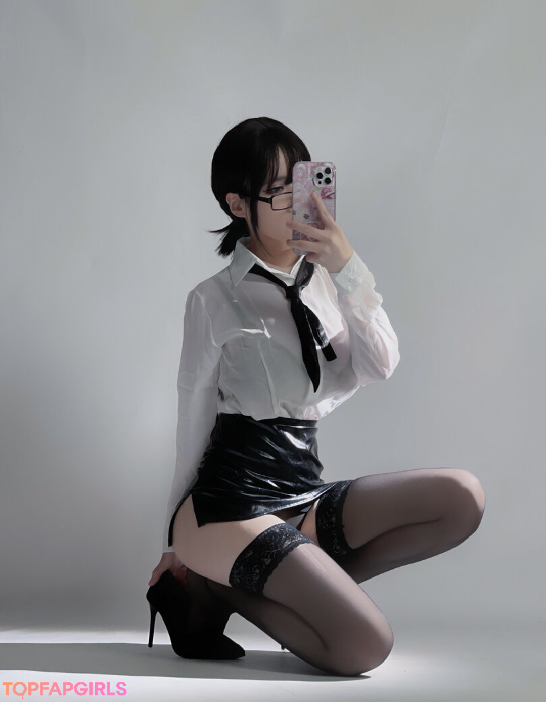 Youmeko hd actress image
