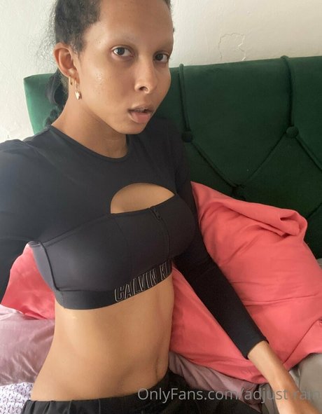 adjust rain beautiful actress img