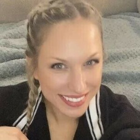 RedsDelight porn model picture