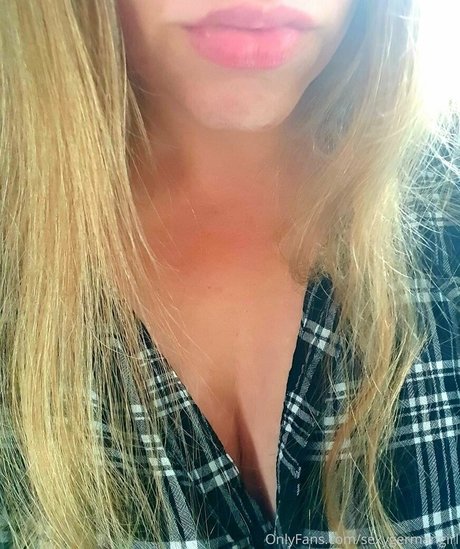 black hair milf onlyfans free sexy image