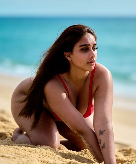 therealmeghnaa star erotic pic