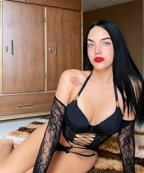 Mariangel DelCarmen star naked gallery