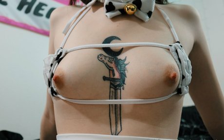 Kara Bella model pornographic archive