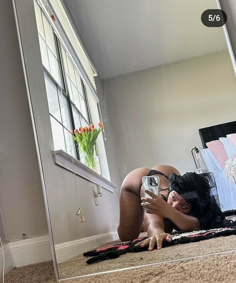 liamirandalinzy hot model picture