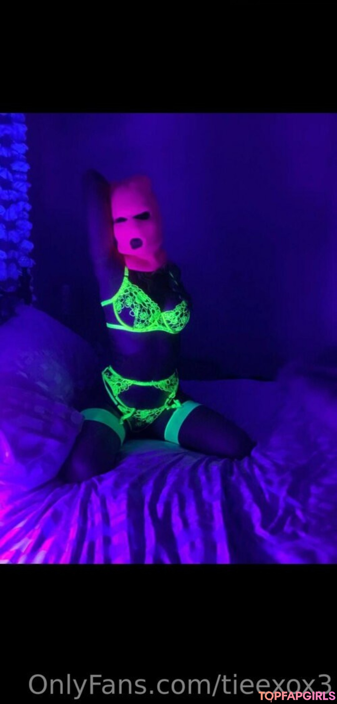 tieexox3 star sex images