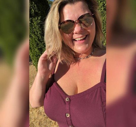 plussize andfine adult actress pic