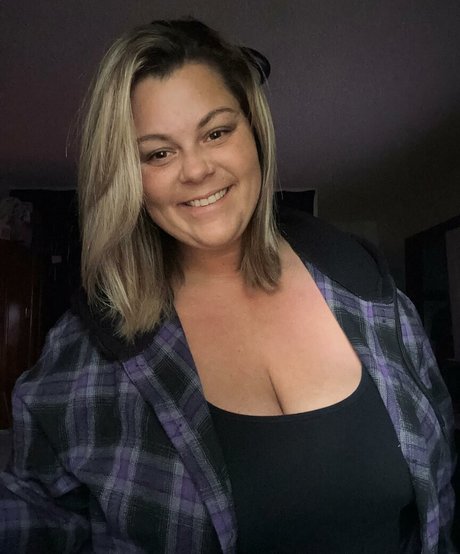 plussize andfine sex star photo