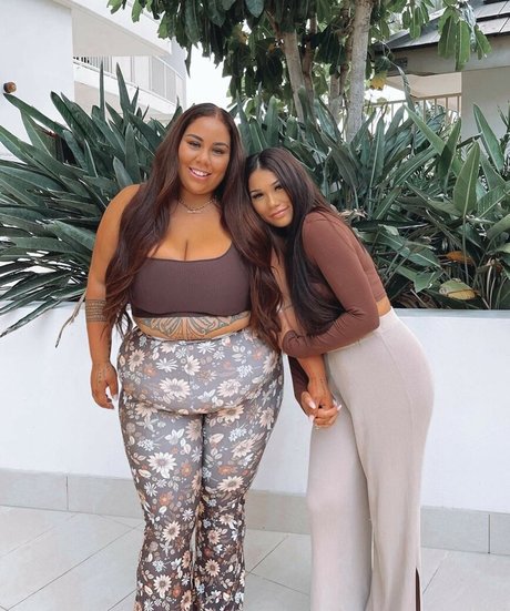 Antonia Waerea Adams hot pornstar galleries