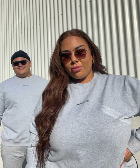 Antonia Waerea Adams model best gallery