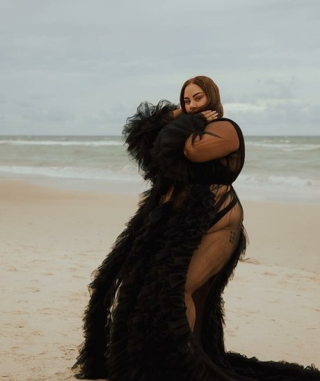 Antonia Waerea Adams art model archive