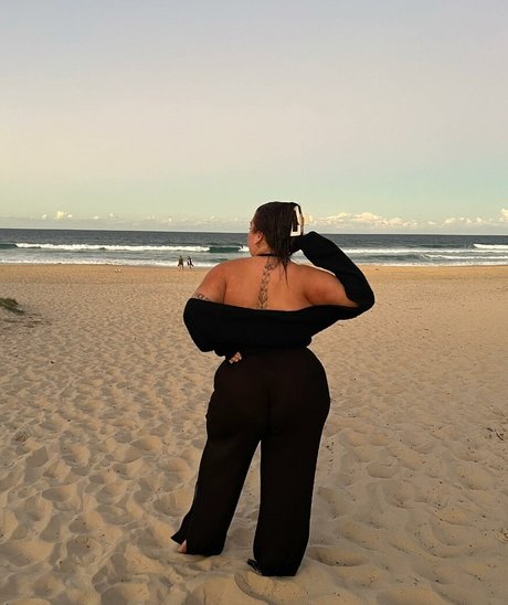 Antonia Waerea Adams xxx actress archive