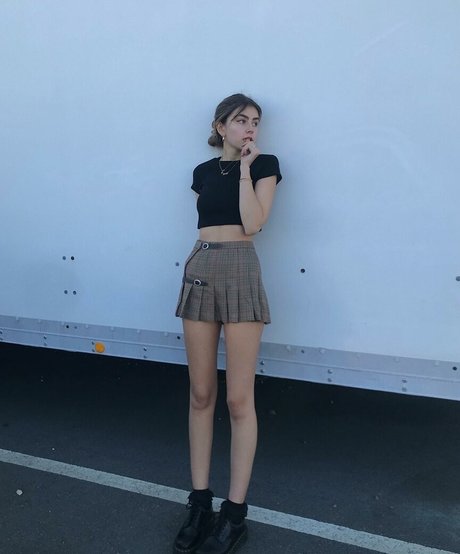 Emiliee Russo exclusive pornstar galleries