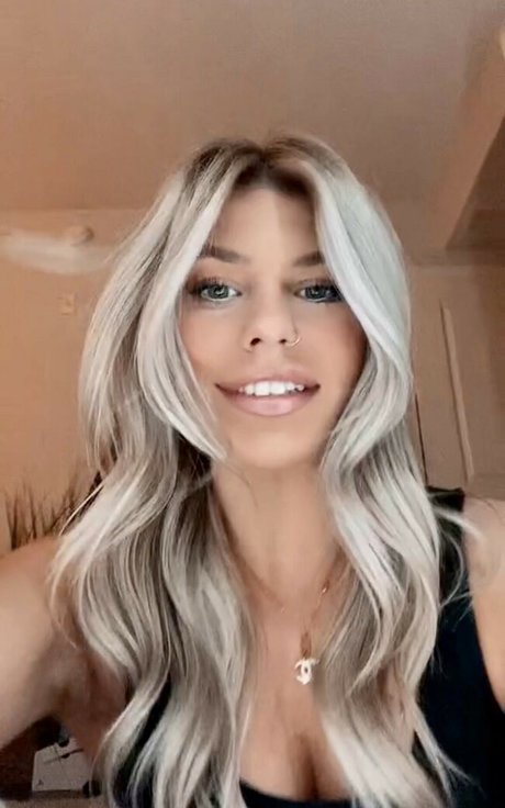 kyliefoland nice pornstar picture