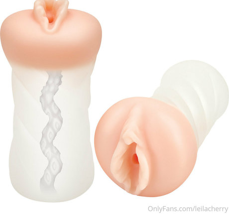 leilacherry naked actress picture