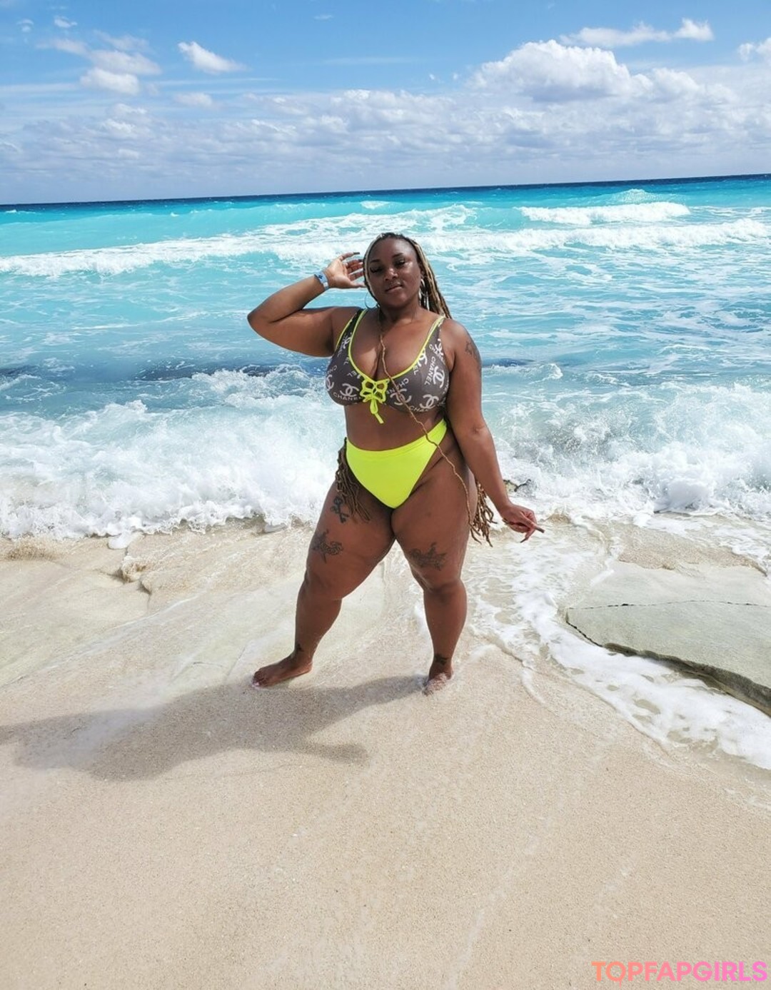 milf wife onlyfans exclusive images