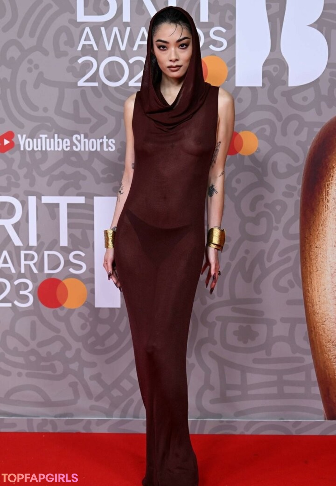 Rina Sawayama pretty star gallery