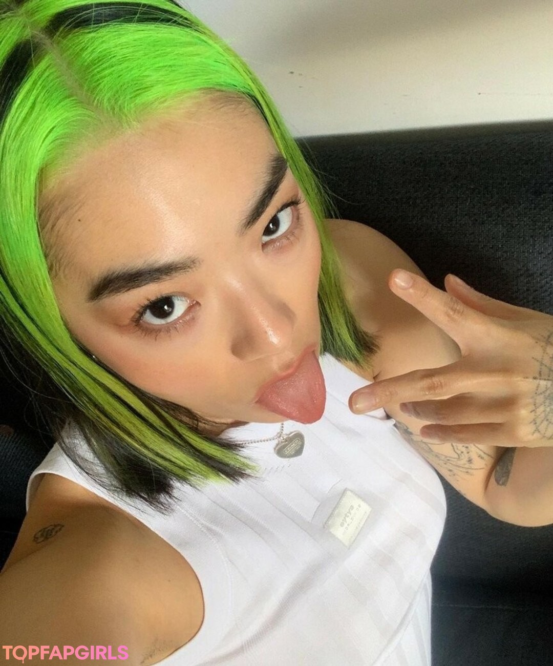 Rina Sawayama model nudes image
