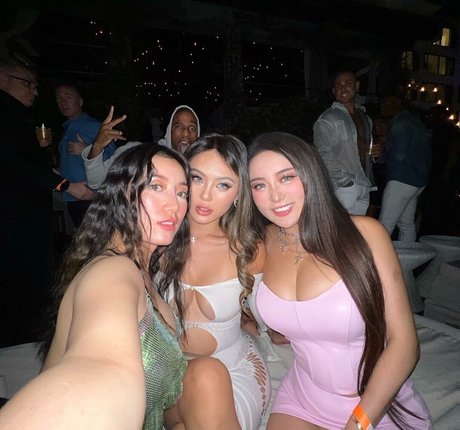 Rebecca Liu sex star photo