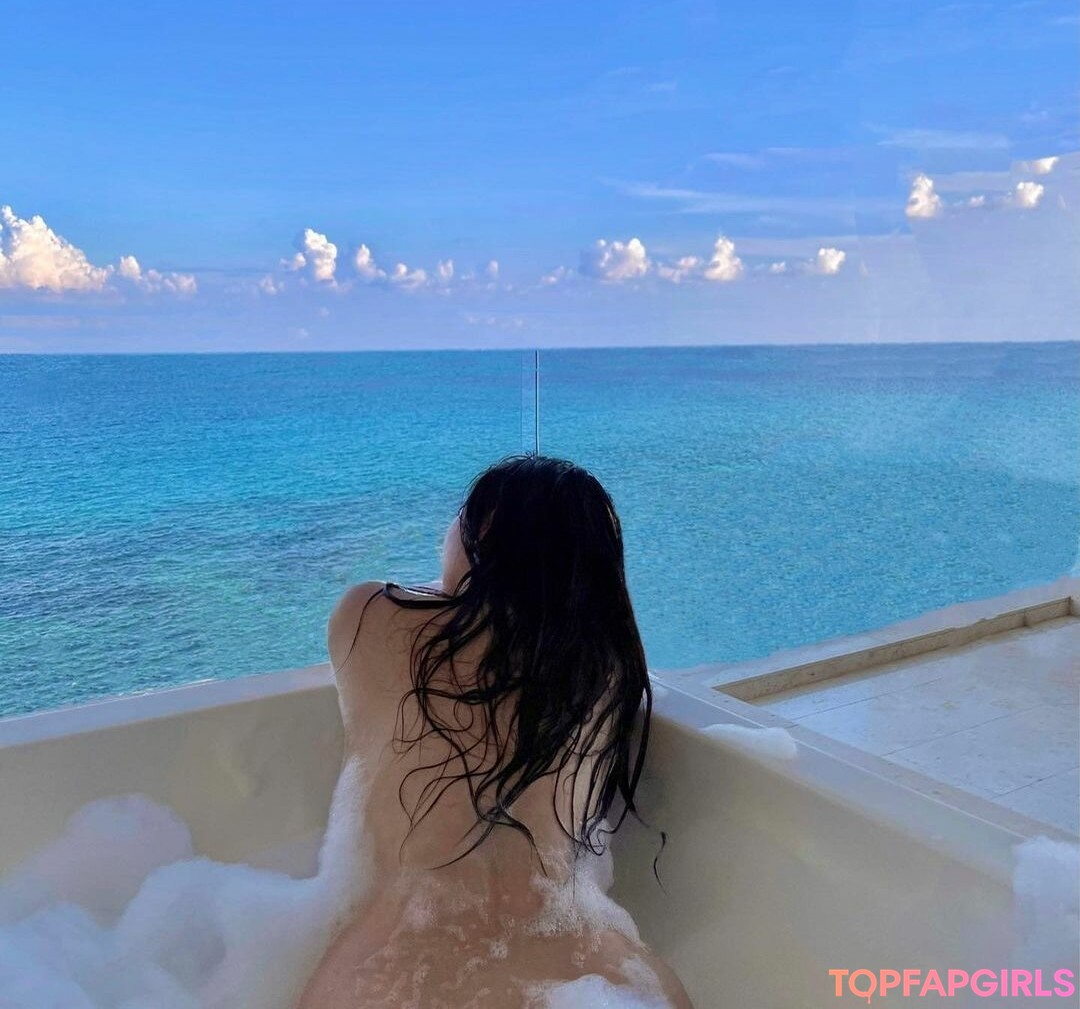 curvy kitty onlyfans porno photos