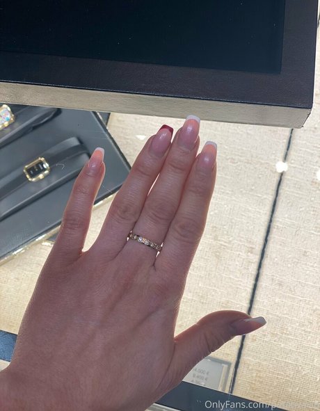 lesbian milf onlyfans sexy pic