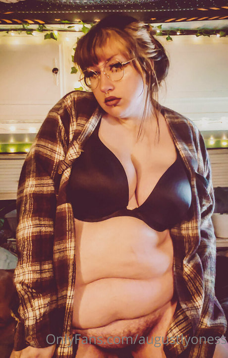 augustlyoness beautiful actress archive