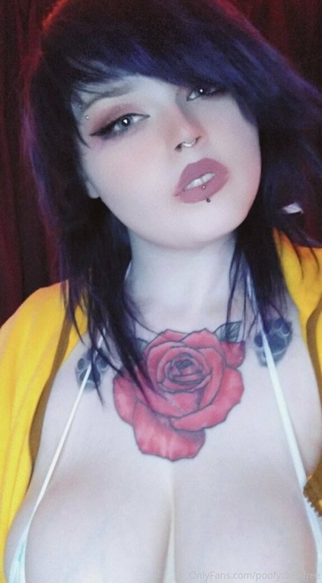 poofychanfree nude model archive