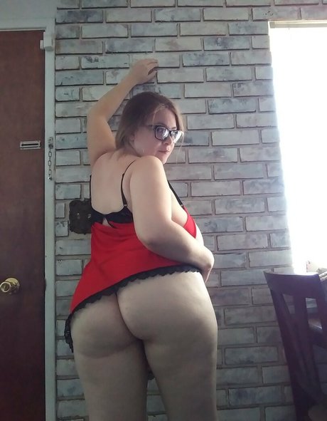 katmatata star nude picture