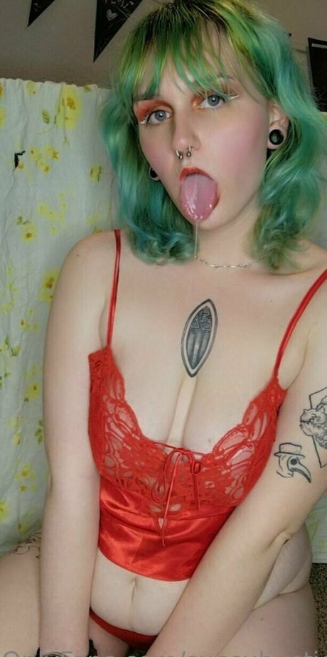 succubusticslut free pornstar pictures