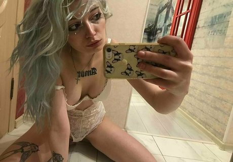 tits onlyfans art naked picture