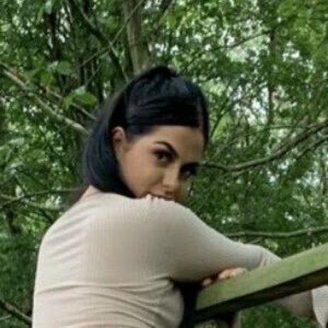 itsamberx pretty actress images