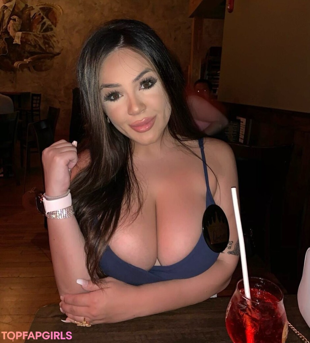 old mom onlyfans erotic images