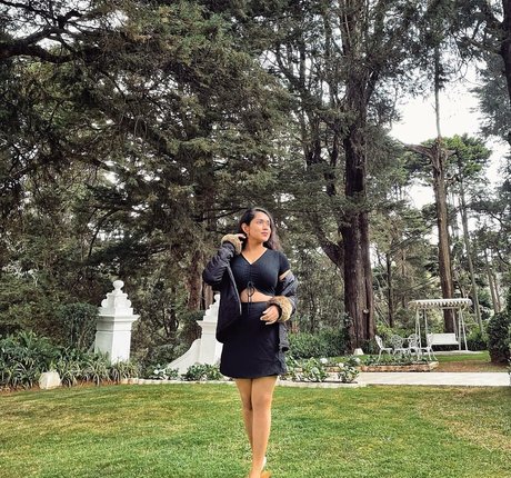 Nimesha Jayarathne beautiful model gallery