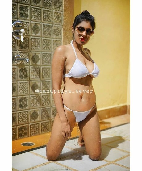 tanupriya free star photos