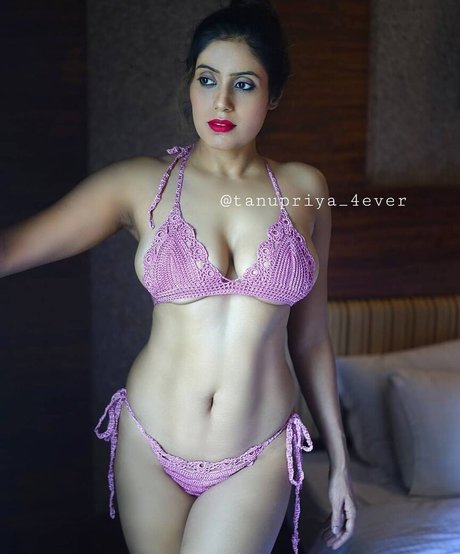 tanupriya model hot picture
