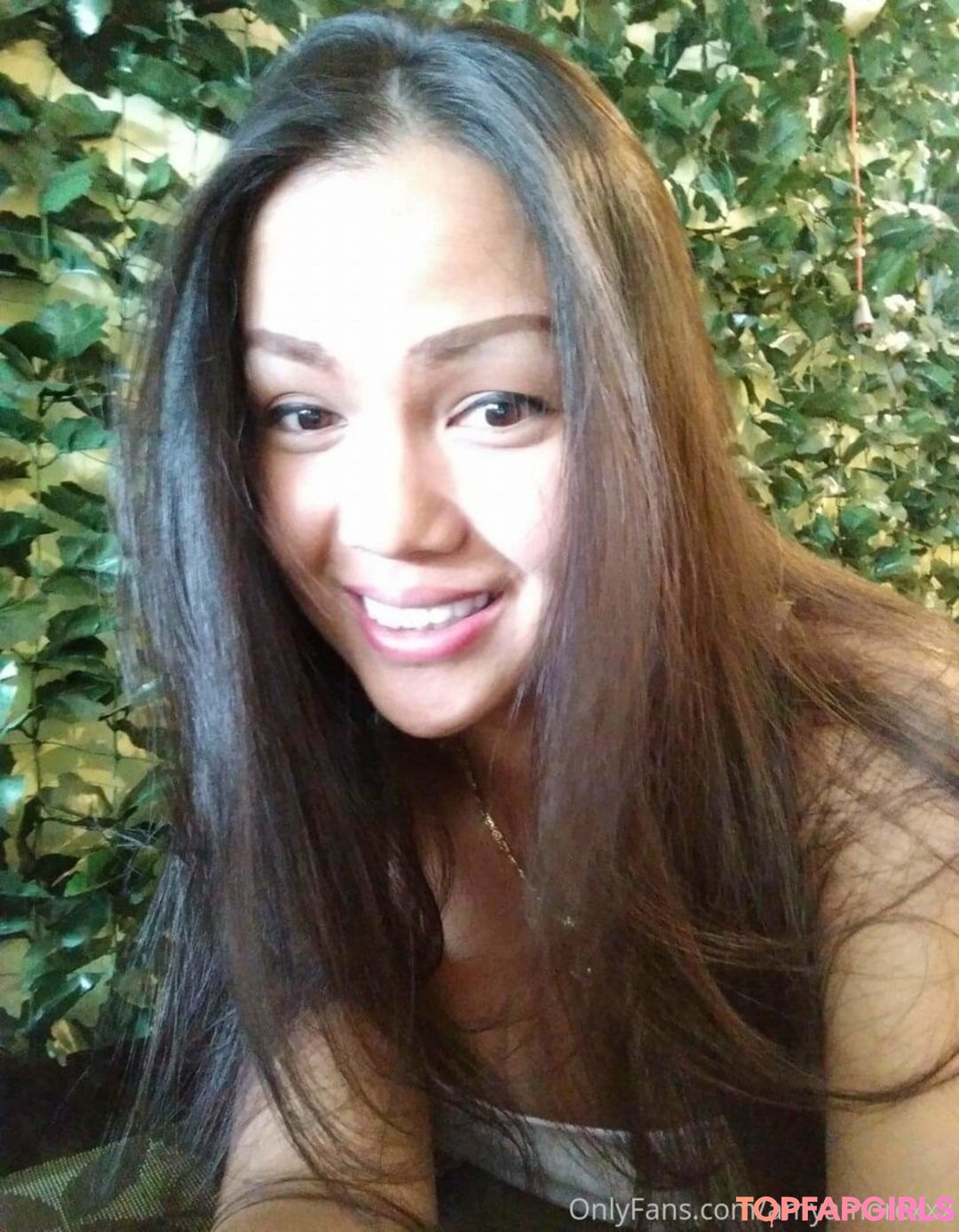 amyamorevip model sex photo