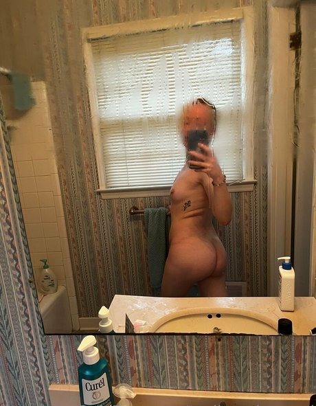 realjessalovesmj nude model pic