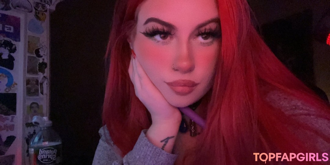 Kitty Titty nude star image