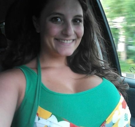 Avery Harwood beautiful star img