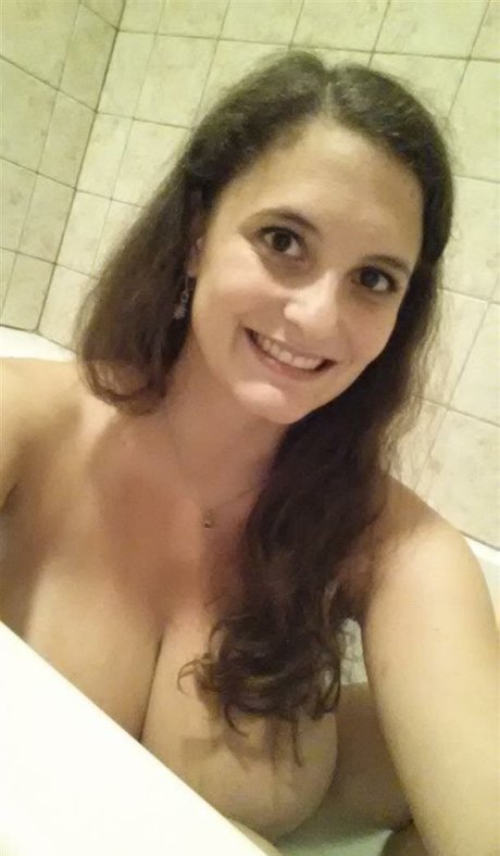 Avery Harwood pornstar sexy picture