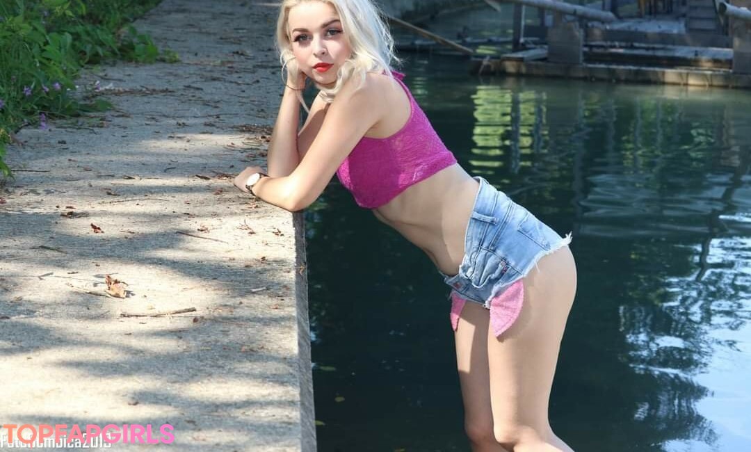 Zanet Breski pornstar perfect img