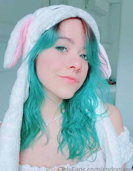 codonfree sexy actress galleries