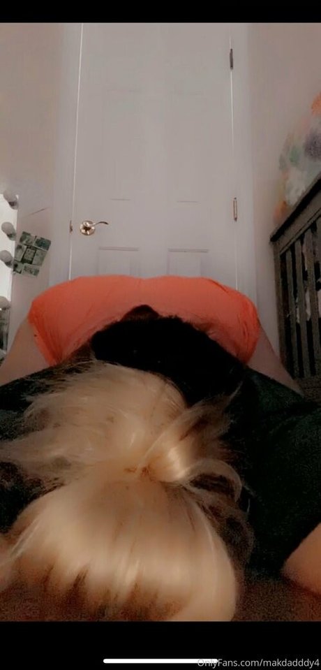 makdadddy4 naked model pics