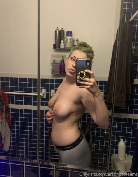 teen topless onlyfans sexy nudes photo