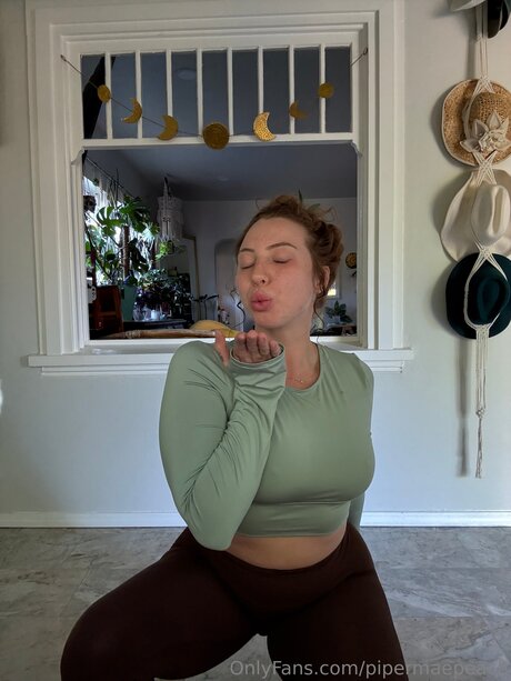 PiperMaePeach star pretty gallery