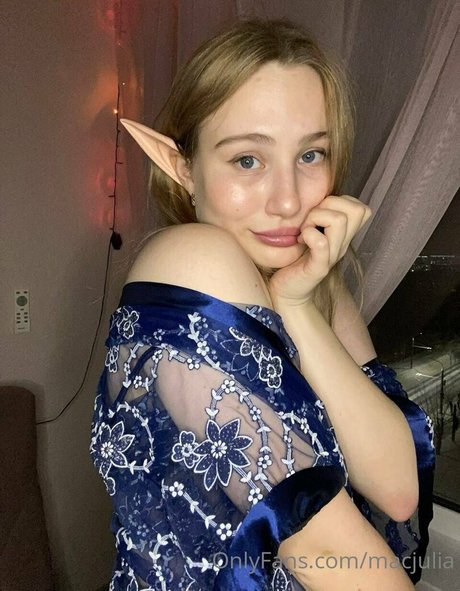 macjulia star high quality picture