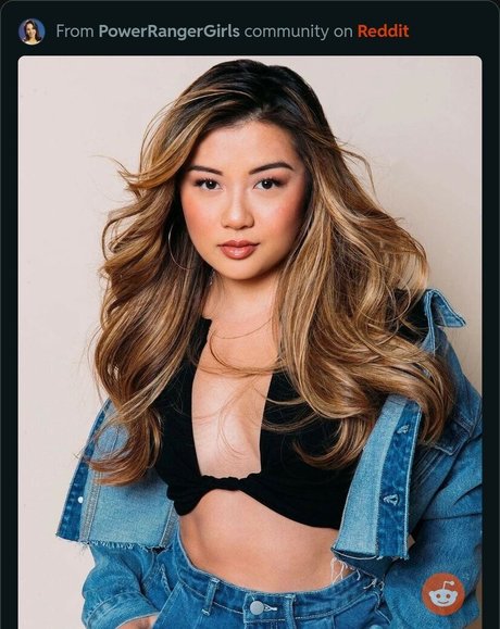 Kristina Ho art star galleries