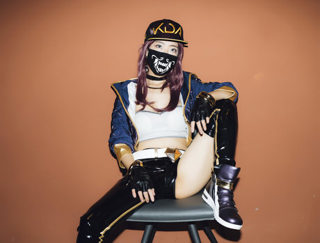 leeeee mona pornstar nice picture